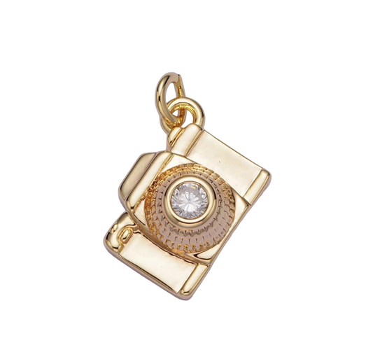 Dainty Camera